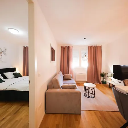 Cherry شقة زادار