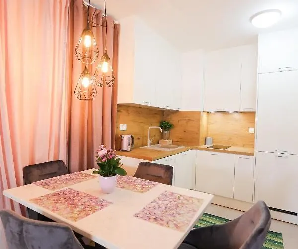 Cherry Apartment Zadar